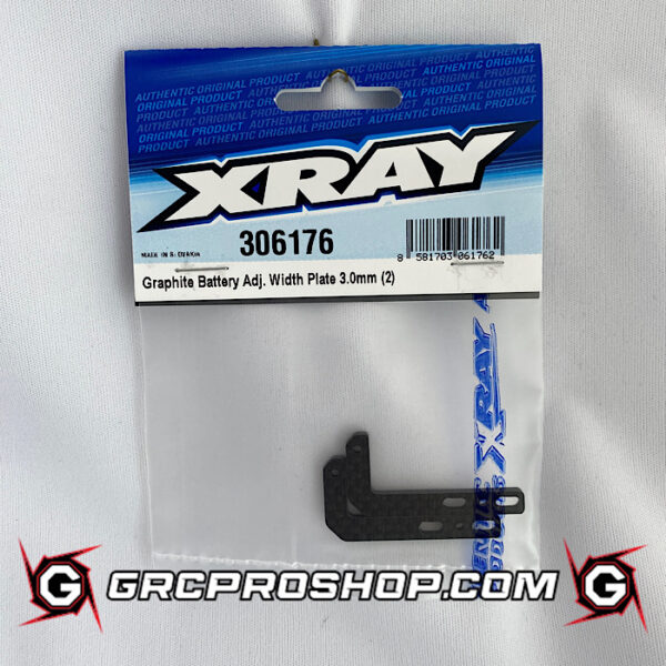 XRAY - XRA306176 - GRAPHITE BATTERY ADJ. WIDTH PLATE (2)