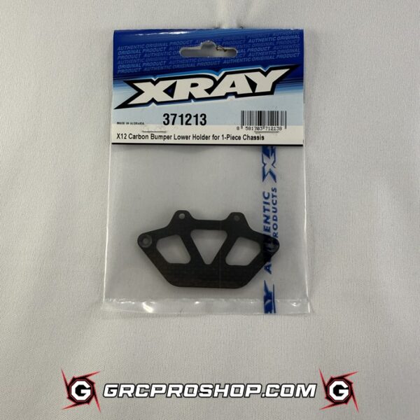 XRAY 371213 - X12 CARBON BUMPER LOWER HOLDER FOR 1-PIECE CHASSIS